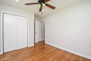 7406 Schiller St, Houston, TX 77055 - Photo 18