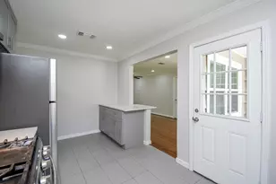 7406 Schiller St, Houston, TX 77055 - Photo 14