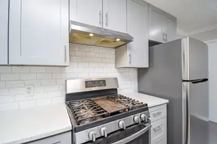 7406 Schiller St, Houston, TX 77055 - Photo 10