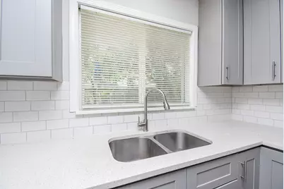 7406 Schiller Street, Houston, TX 77055 - Photo 10