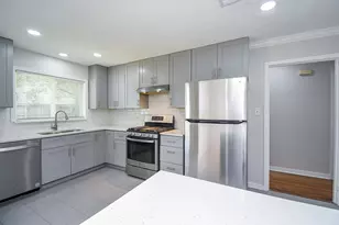 7406 Schiller St, Houston, TX 77055 - Photo 8