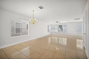 3739 E Traditions Ct, Houston, TX 77082 - Photo 10