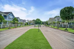 3739 E Traditions Ct, Houston, TX 77082 - Photo 30