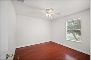 3739 E Traditions Ct, Houston, TX 77082 - Photo 18