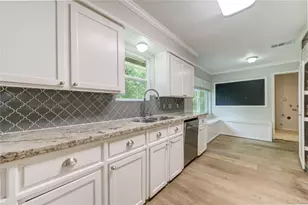 5019 Oak Forest Dr, Houston, TX 77018 - Photo 12