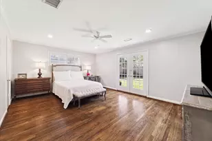 737 Country Ln, Houston, TX 77024 - Photo 8