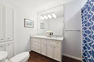 737 Country Ln, Houston, TX 77024 - Photo 20