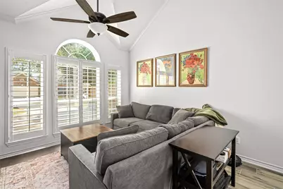 8310 Bon Hill Court, Spring, TX 77379 - Photo 10