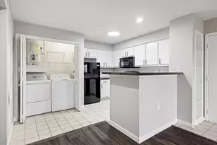 1710 W T C Jester Blvd, Houston, TX 77008 - Photo 4