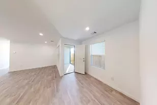 16811 N Marie Vlg Dr, Conroe, TX 77306 - Photo 16