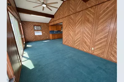 204 Teal Lane, Anahuac, TX 77514 - Photo 6