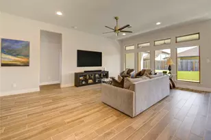 1930 Creekwood Cv, Missouri City, TX 77459 - Photo 10