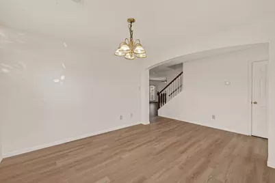 15910 Clayton Bend Drive, Houston, TX 77082 - Photo 10