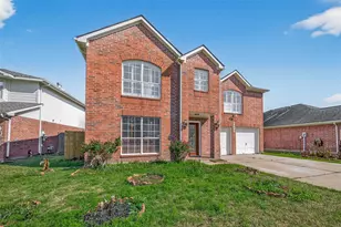 15910 Clayton Bend Dr, Houston, TX 77082 - Photo 2
