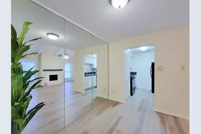 5711 Sugar Hill Drive #26, Houston, TX 77057 - Photo 10