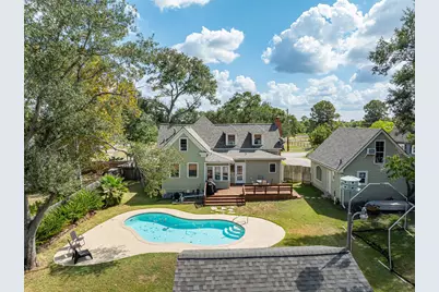 222 N Harris Street, Bellville, TX 77418 - Photo 32