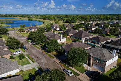 6108 Hubbell Drive, Pearland, TX 77584 - Photo 4