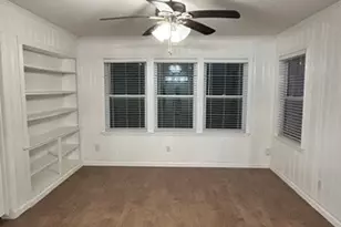 6027 Woodbrook Ln, Houston, TX 77008 - Photo 6