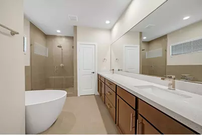 4510 Trevor Park Lane, Houston, TX 77018 - Photo 20