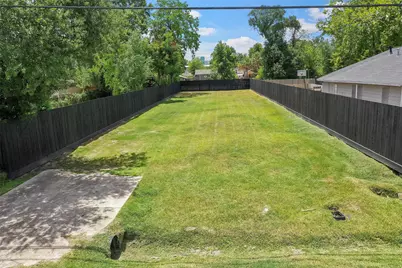 213 Sylvester Road, Houston, TX 77009 - Photo 1