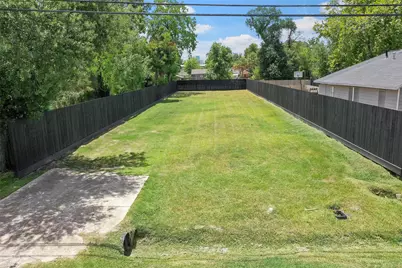 213 Sylvester Road, Houston, TX 77009 - Photo 26