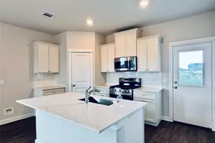 111 County Rd 5102B, Cleveland, TX 77327 - Photo 6