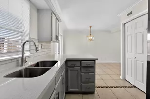 1221 Cedar Post Ln, Houston, TX 77055 - Photo 10