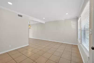 1221 Cedar Post Lane #1D, Houston, TX 77055 - Photo 4