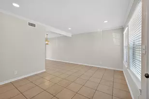 1221 Cedar Post Ln, Houston, TX 77055 - Photo 4