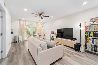 8223 Kingsbrook Road #212, Houston, TX 77024 - Photo 2