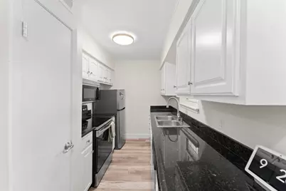 8223 Kingsbrook Road #212, Houston, TX 77024 - Photo 4