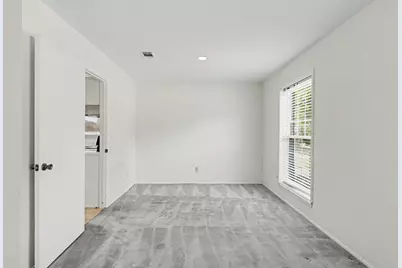 1918 Ashford Hollow Lane, Houston, TX 77077 - Photo 6
