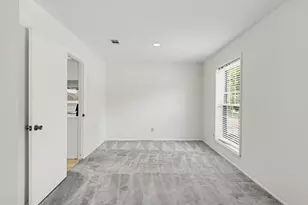 1918 Ashford Hollow Ln, Houston, TX 77077 - Photo 6
