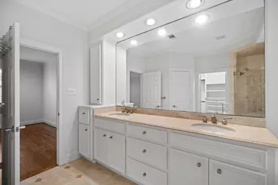 1918 W Bell Street, Houston, TX 77019 - Photo 32