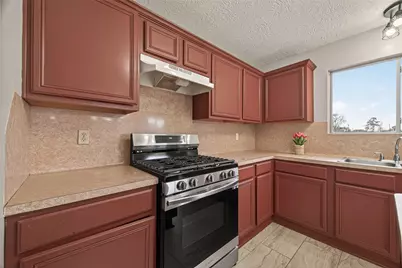 579 Rivergrove Drive, Houston, TX 77015 - Photo 10