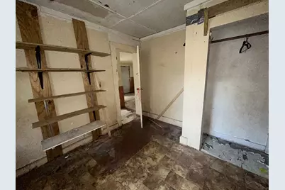 302 E Wayside Avenue, Wharton, TX 77488 - Photo 16