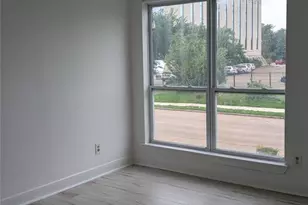 9350 Country Creek Dr, Houston, TX 77036 - Photo 10