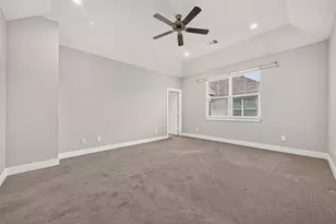 8802 Hollister Pine Ct, Houston, TX 77080 - Photo 38