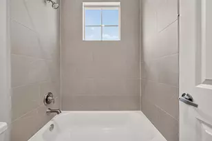 8802 Hollister Pine Ct, Houston, TX 77080 - Photo 34