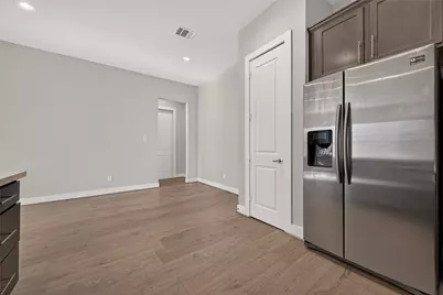 8802 Hollister Pine Court, Houston, TX 77080 - Photo 30