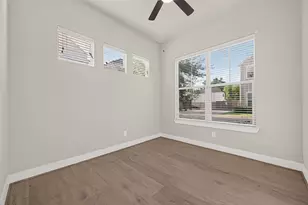 8802 Hollister Pine Ct, Houston, TX 77080 - Photo 10
