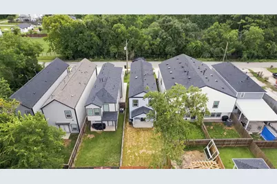8121 Venus Street, Houston, TX 77088 - Photo 48
