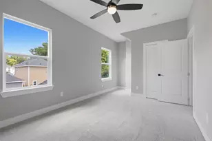 8121 Venus St, Houston, TX 77088 - Photo 28