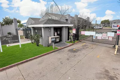 12500 Sandpiper Drive #11, Houston, TX 77035 - Photo 2