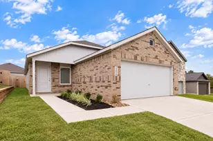 15010 Tremaine Ct, Conroe, TX 77316 - Photo 2