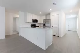 15010 Tremaine Ct, Conroe, TX 77316 - Photo 8