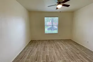 19127 Yaupon Ranch Dr, Cypress, TX 77433 - Photo 10