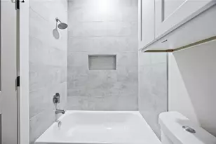 5222 Gold St, Houston, TX 77026 - Photo 14