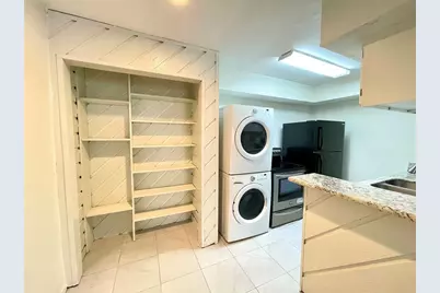 2100 Wilcrest Drive #123, Houston, TX 77042 - Photo 8