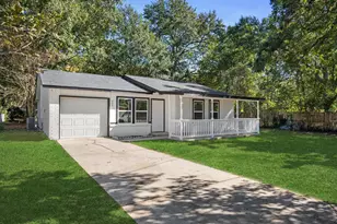 506 Worsham St, Montgomery, TX 77316 - Photo 2